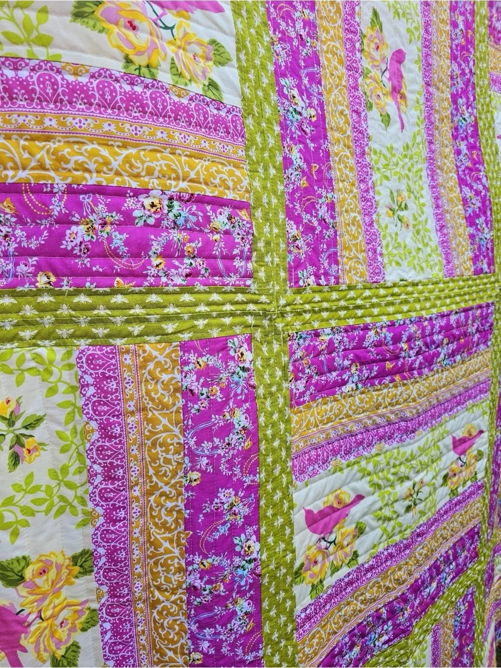 Handmade Patchwork Quilt Jennifer Paganelli & Heather Bailey Fabrics Heirloom